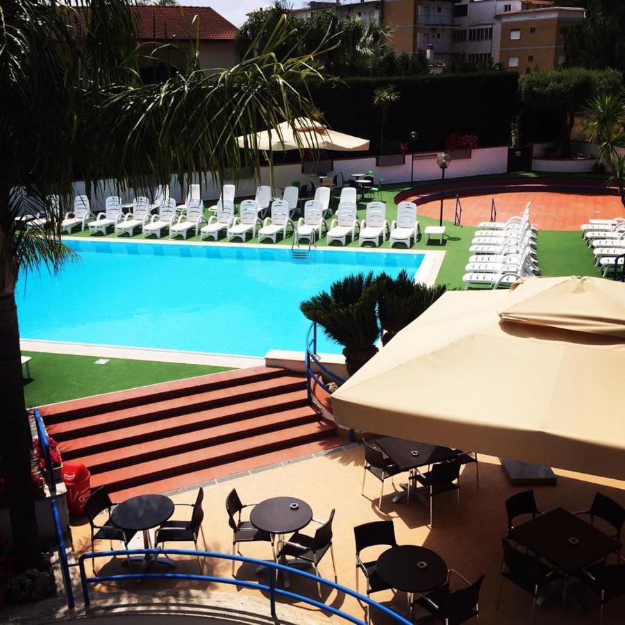 Hotel B&B Marina Capaccio ภายนอก รูปภาพ
