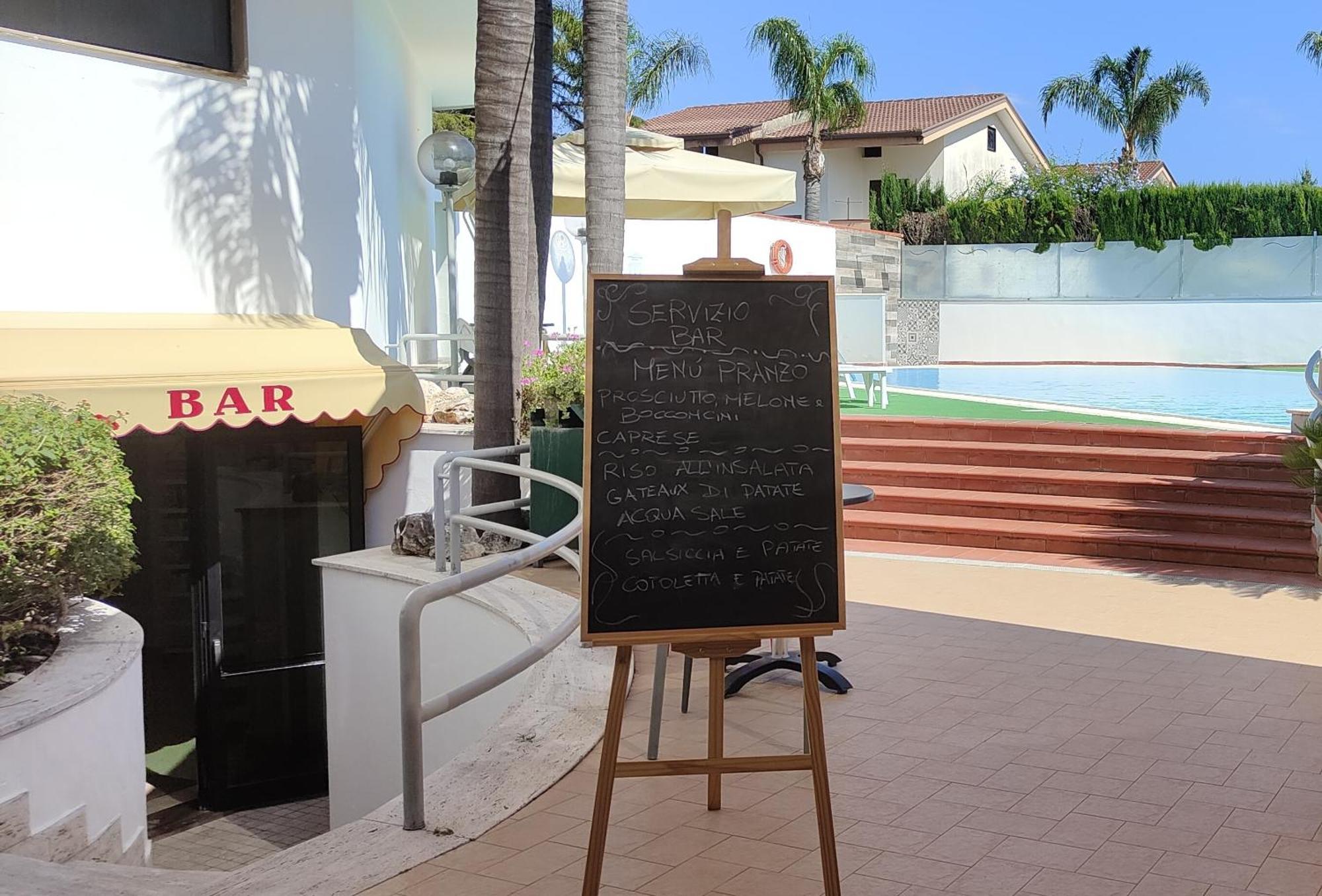 Hotel B&B Marina Capaccio ภายนอก รูปภาพ