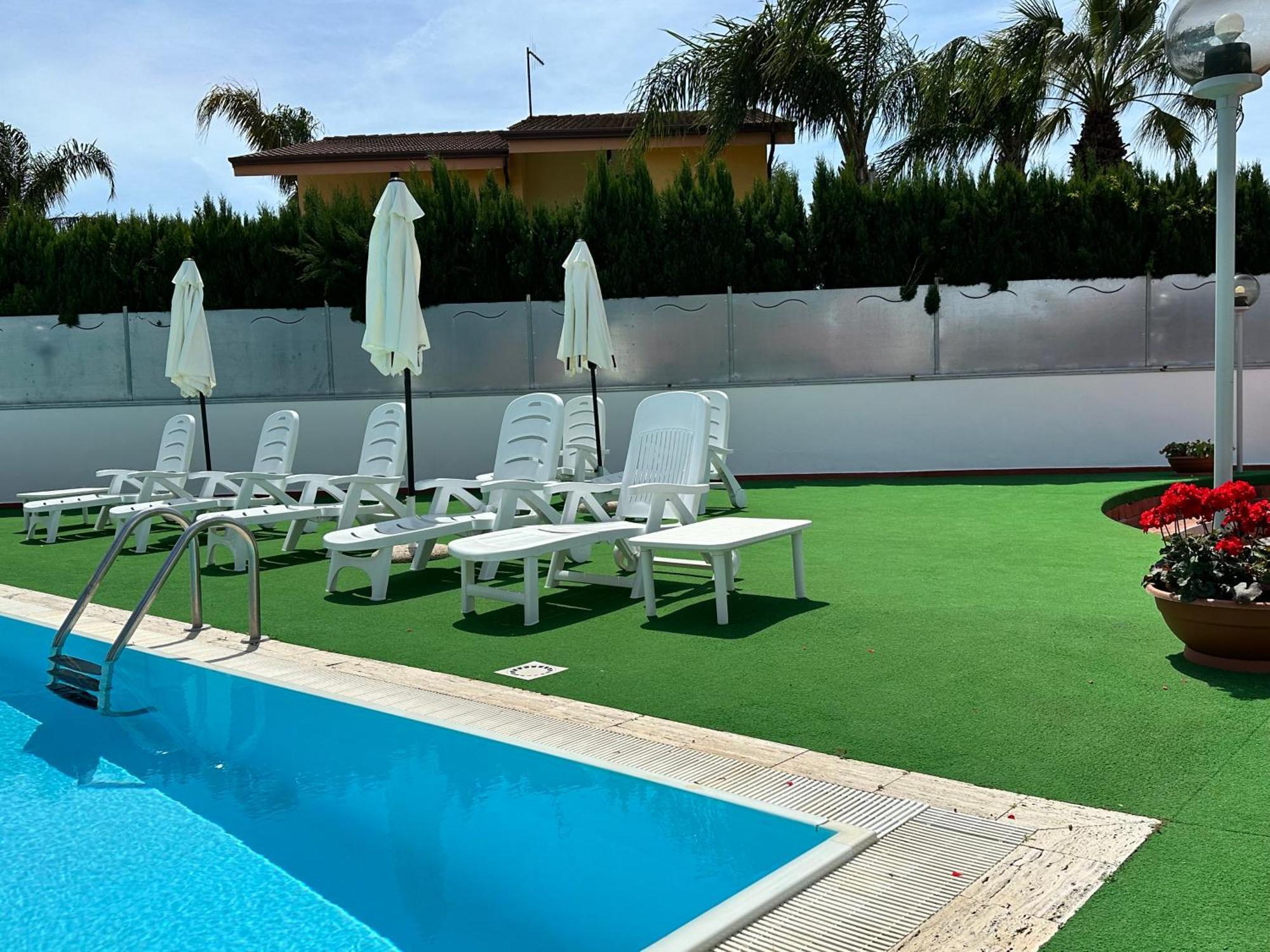 Hotel B&B Marina Capaccio ภายนอก รูปภาพ