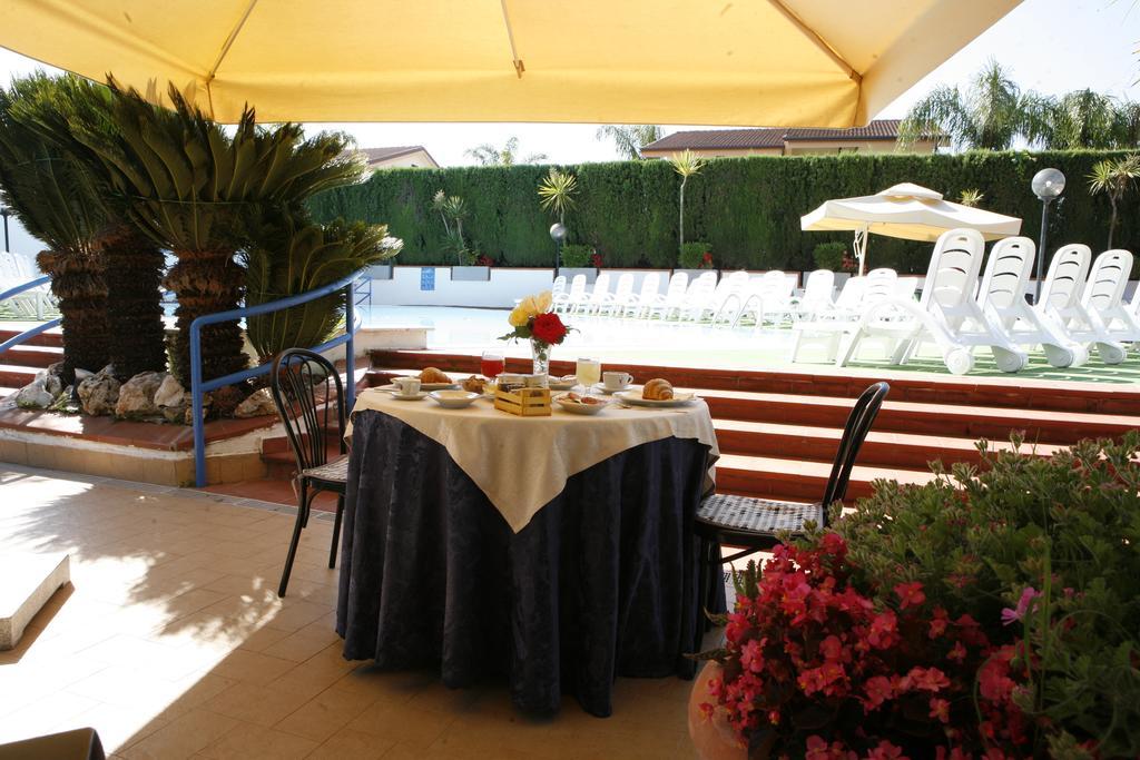 Hotel B&B Marina Capaccio ภายนอก รูปภาพ