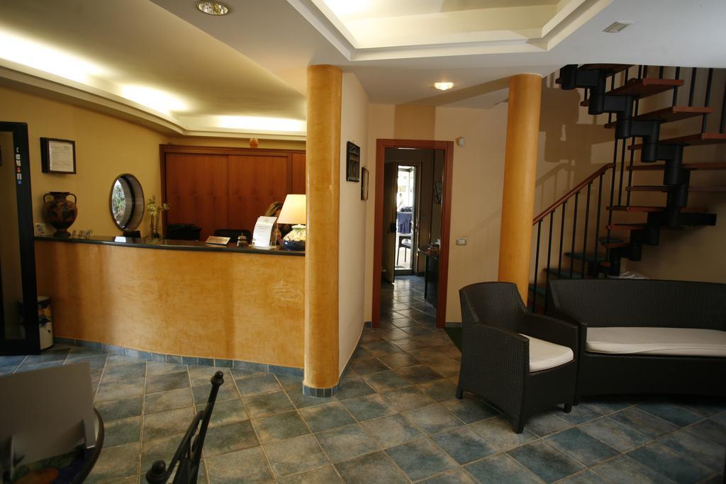 Hotel B&B Marina Capaccio ภายนอก รูปภาพ